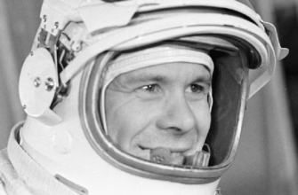 Космонавт Евгений Васильевич Хрунов