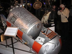 800px Space capsule of Sputnik 5 1